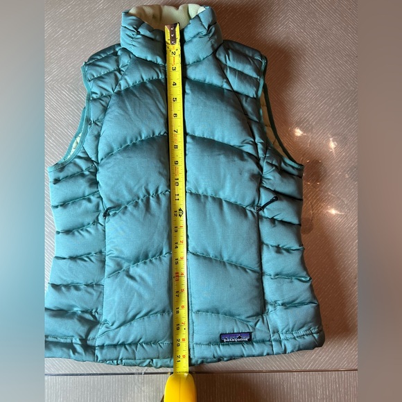 Patagonia Down Vest - Picture 7 of 11